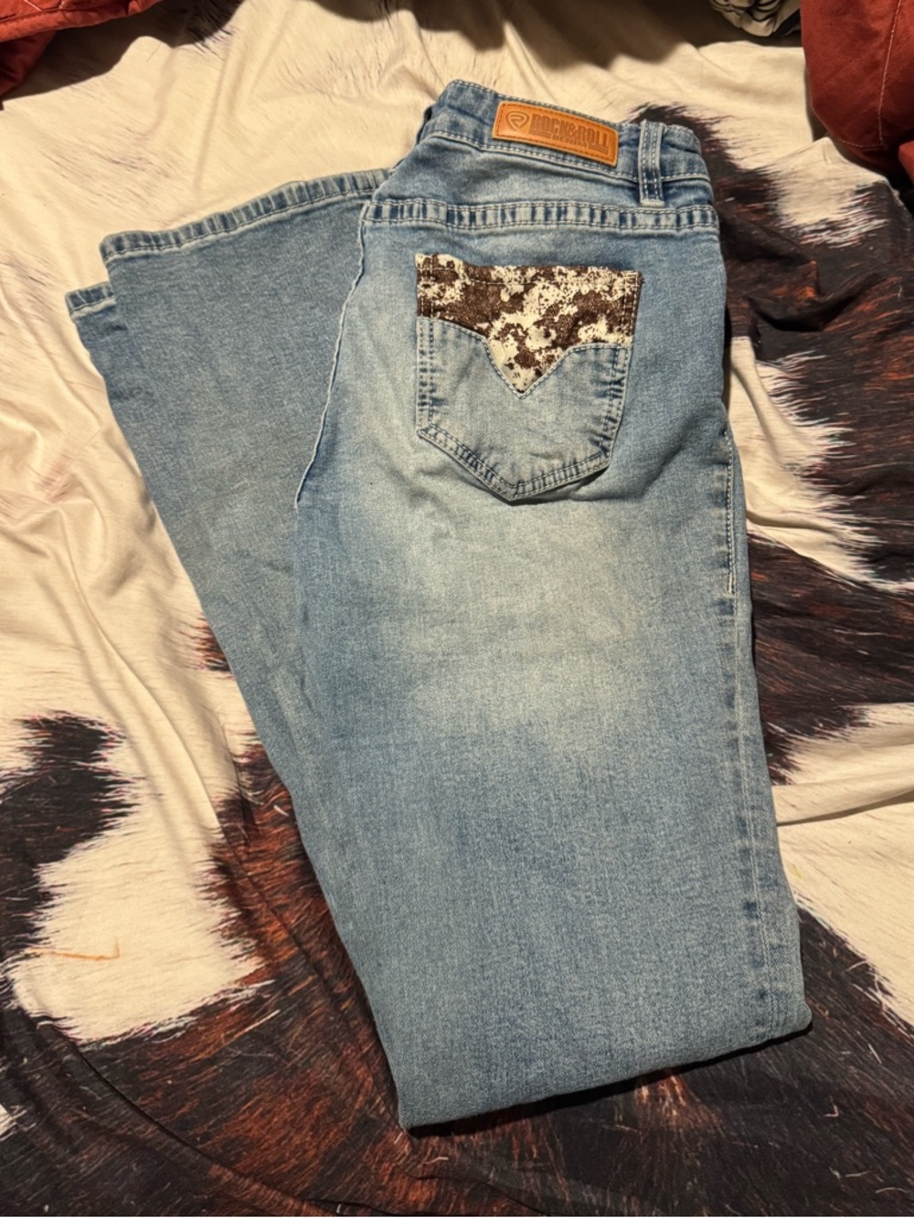 Rock and Roll Denim-Straight-Leg Jeans with cow print Pockets-29/34